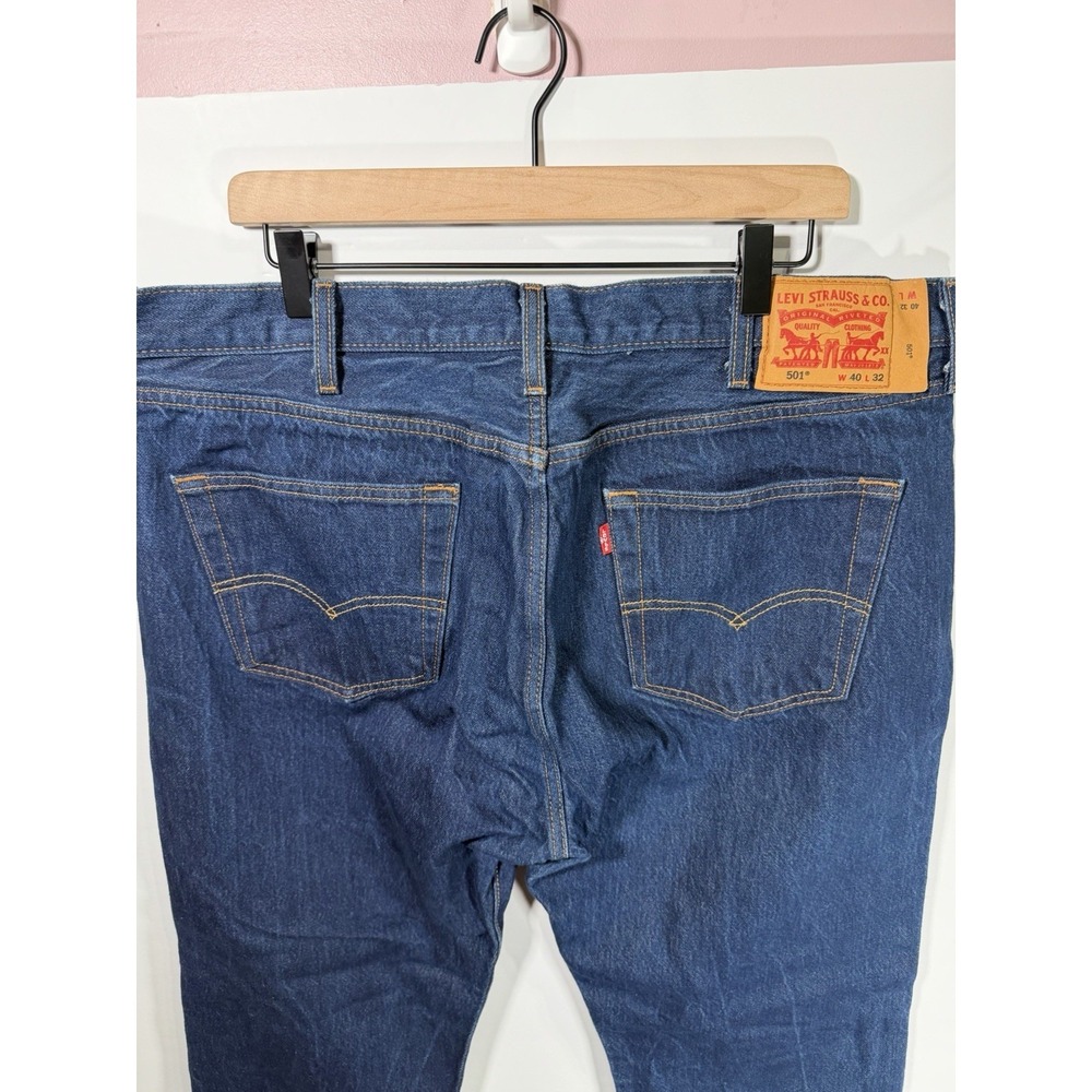 Levis 501 Jeans Mens 40x32 Blue Denim Straight Leg Button Fly Classic